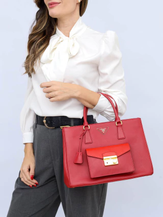 Prada Saffiano Lux Galleria Front Pocket - comprar online