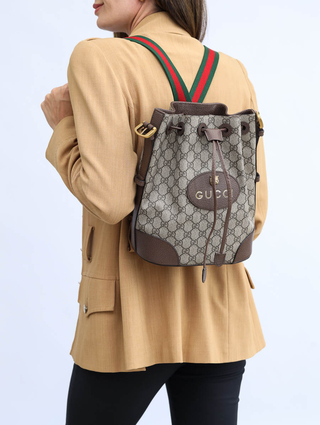 Bolsa Gucci GG Supreme Bucket