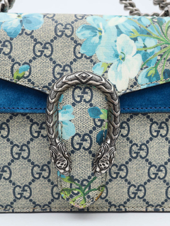 Bolsa Gucci Dionysus GG Supreme Bloom na internet