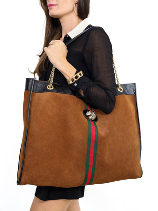 Gucci Suede Maxi Rajah Tote - comprar online