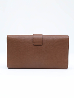 Clutch Yves Saint Laurent Ligne Y na internet