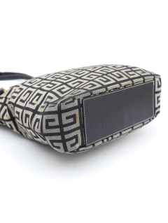Bolsa Givenchy Monograma