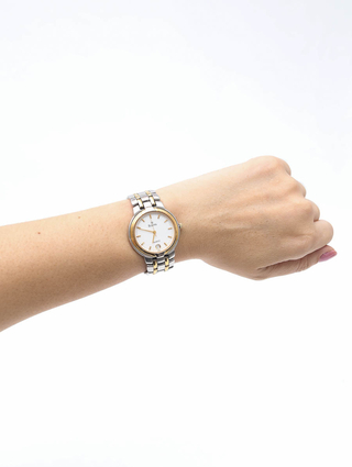 Relógio Bulova Quartz RE1761