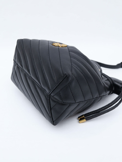 Bolsa Tory Burch Kira Chevron Drawstring - comprar online
