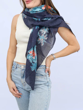 Lenço Lacoste na internet