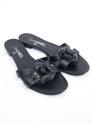 Rasteira Chanel Camélia
