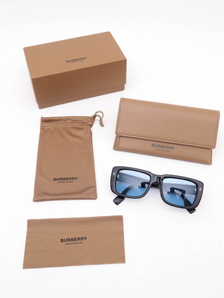 Óculos de Sol Burberry B4376U - comprar online