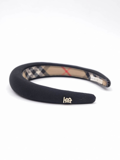 Tiara Burberry Preta - comprar online