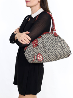 Bolsa Gucci Sukey Diamond na internet