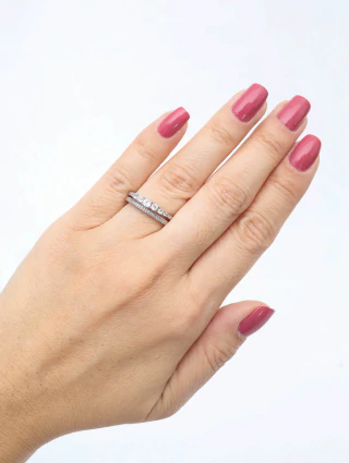 Anel Cravejado Monte Carlo Jolie MC925 - comprar online