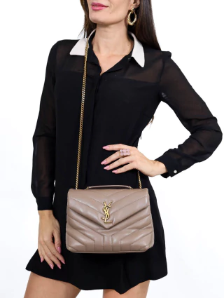 Bolsa Saint Laurent Loulou Pequena - comprar online