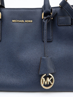 Bolsa Michael Kors Dillon Azul Marinho na internet