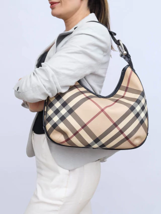 Bolsa Burberry Nova Check Hobo - comprar online