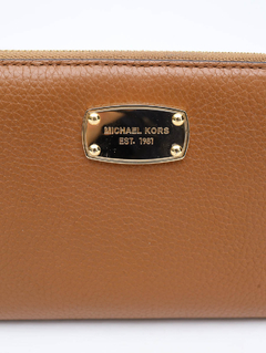 Carteira Michael Kors Jet Set Caramelo na internet