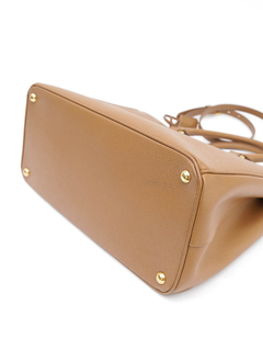 Imagem do Bolsa Galleria Saffiano Caramel 1M1132