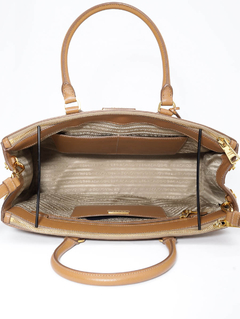 Bolsa Galleria Saffiano Caramel 1M1132 na internet