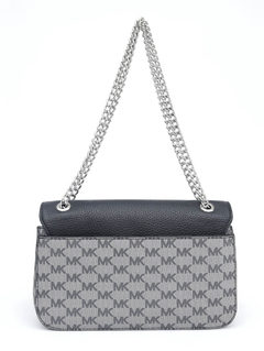 Bolsa Michael Kors Preta na internet