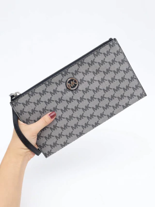 Clutch Michael Kors Monograma na internet