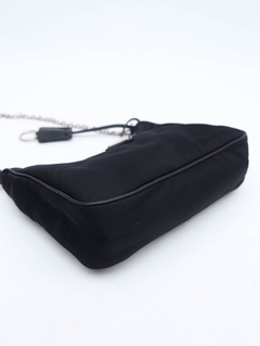 Prada Black Nylon 2005 Re-Edition - comprar online