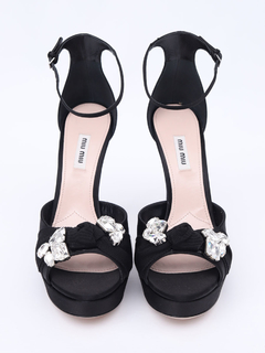 Sapato Miu Miu Crystal Peep Toe Pumps - 38 BRA - Paris Brechó