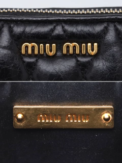 Bolsa Miu Miu Couro Matelassê Preta - Paris Brechó