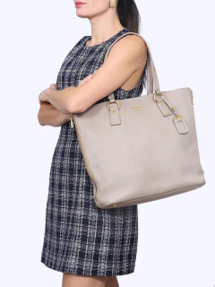Prada Vitello Phenix Shopping Tote - comprar online