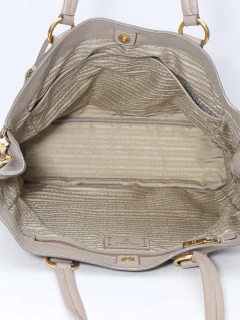Imagem do Prada Vitello Phenix Shopping Tote