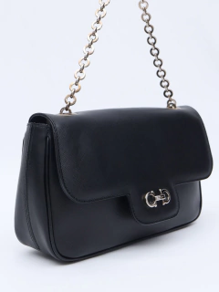 Bolsa Salvatore Ferragamo Saffiano Flap na internet