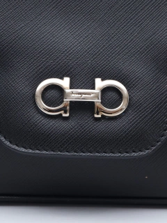 Bolsa Salvatore Ferragamo Saffiano Flap - comprar online