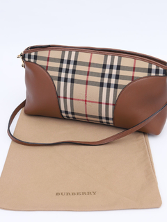 Imagem do Burberry Haymarket Check Coated Crossbody