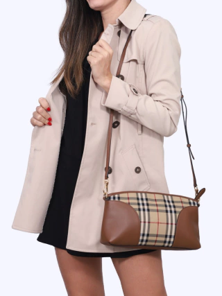 Burberry Haymarket Check Coated Crossbody - comprar online