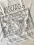 Camiseta Austen & Company - Off white - comprar online