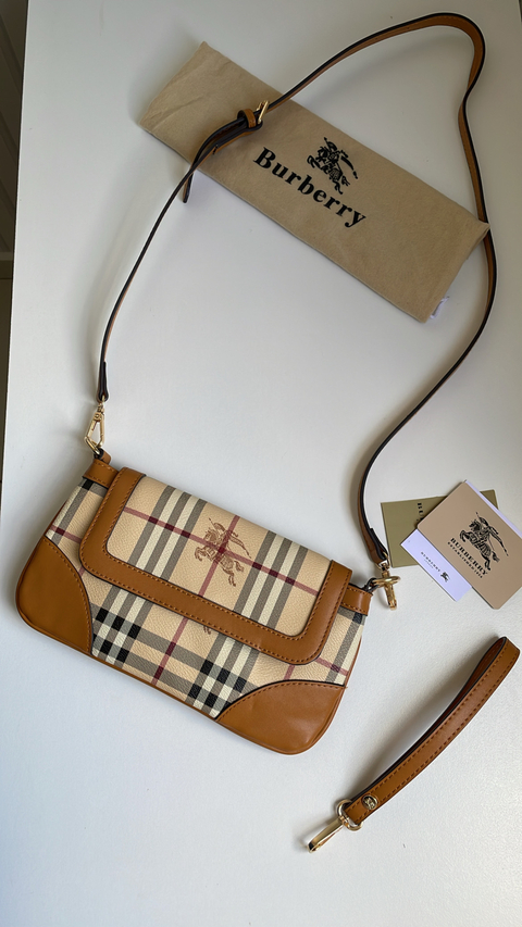Clutch Couro Cabom