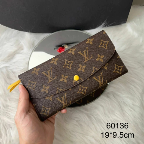 Carteira LV Emilie Monograma - comprar online