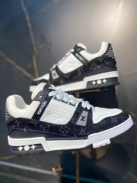 Tênis LV Trainer Denim - comprar online