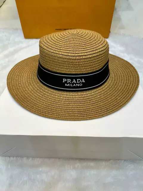 Chapéu de Palha Prada