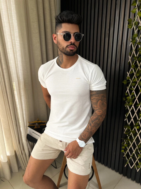 CAMISETA TEXTURIZADA - BRANCA