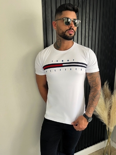 CAMISETA TOMMY HILFIGER NEW - BRANCA na internet