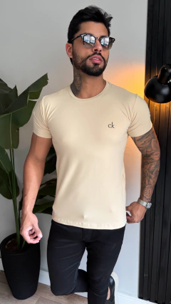 CAMISETA CK BASIC - NUDE - comprar online