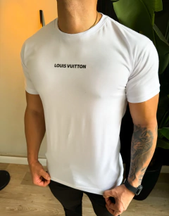 CAMISETA LOUIS VUITTON NOME CENTRAL - BRANCA - comprar online