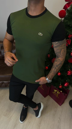 CAMISETA LACOSTE BICOLOR - VERDE - EleganceOutlet