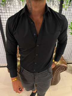 CAMISA SOCIAL HUGO BOSS - PRETA - comprar online