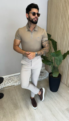 POLO PREMIUM ARMANI DETALHE ZIPER - BEGE na internet