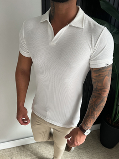 GOLA POLO TEXTURIZADA PREMIUM - BRANCA - EleganceOutlet