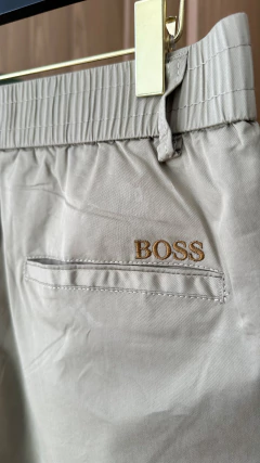 BERMUDA ALFAITARIA BOSS PREMIUM - BEGE CLARO - loja online