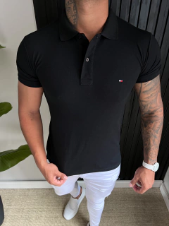CAMISA GOLA POLO TOMMY HILFIGER - PRETA na internet