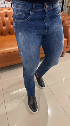 CALÇA JEANS LACOSTE - AZUL MEDIO - comprar online
