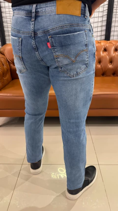 CALÇA JEANS LEVES - AZUL MEDIO - loja online