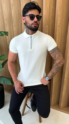 CAMISA GOLA POLO ARMANI EXCHANGE - OFF WHITE na internet