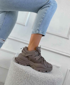 Zapatilla Cazzu Chocolate - tienda online